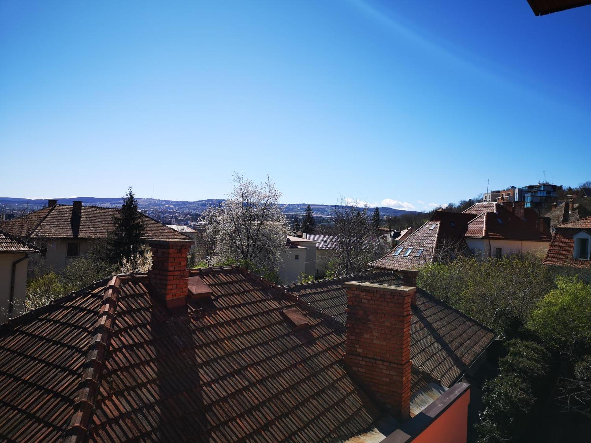 Villa-Hotel Escala Cluj-Napoca Exteriör bild